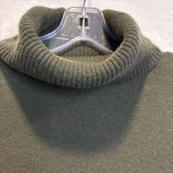 Neiman Marcus Women's Cashmere Collection Turtleneck Sweater Green Size XS - Picture 2 of 16
